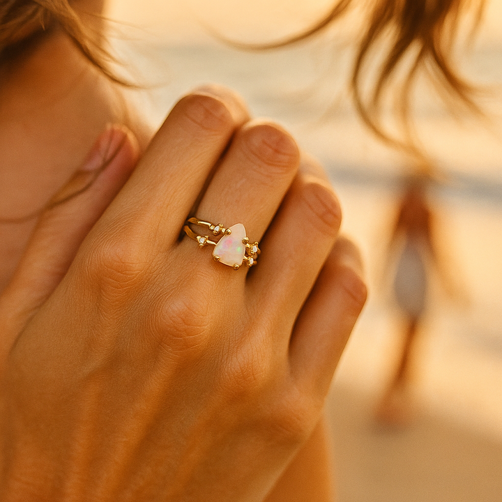 Alba di Mare | Anneau élégant en or avec pierre de lune et argent 925 pour un style sophistiqué