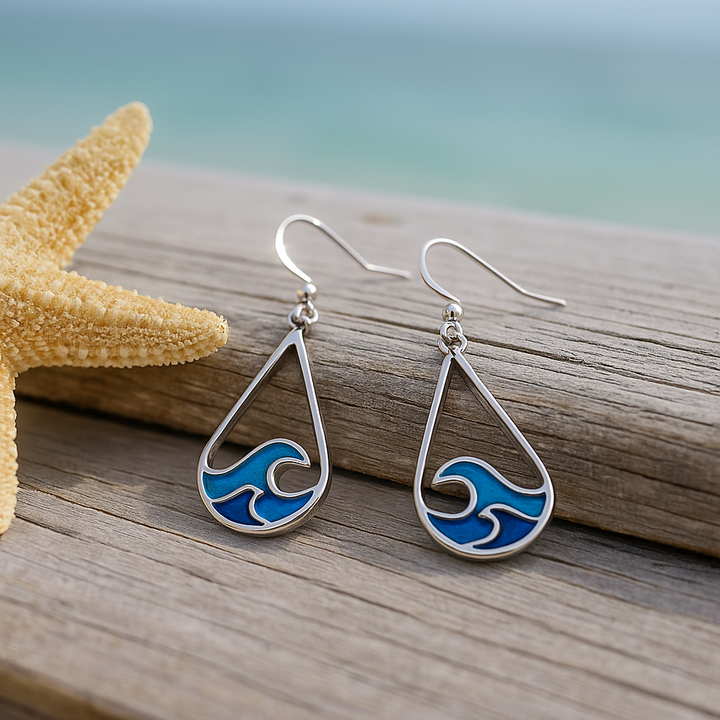 Nerida | Boucles d'oreilles élégantes en forme de vagues d'eau pour un look sophistiqué