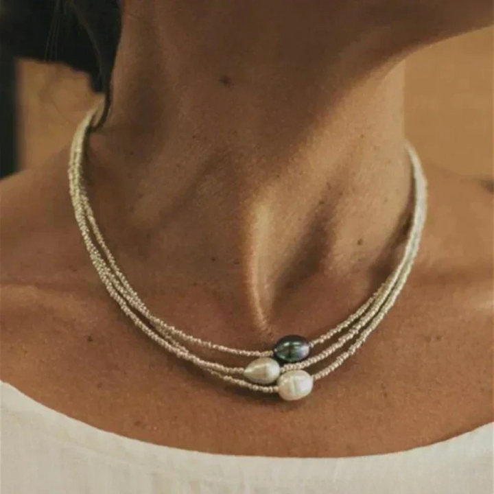 Collier Élegant Vintage en Perles d'Eau Douce pour un Style Intemporel