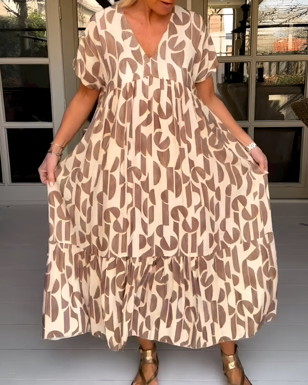 Felicia - Robe à col en V légère