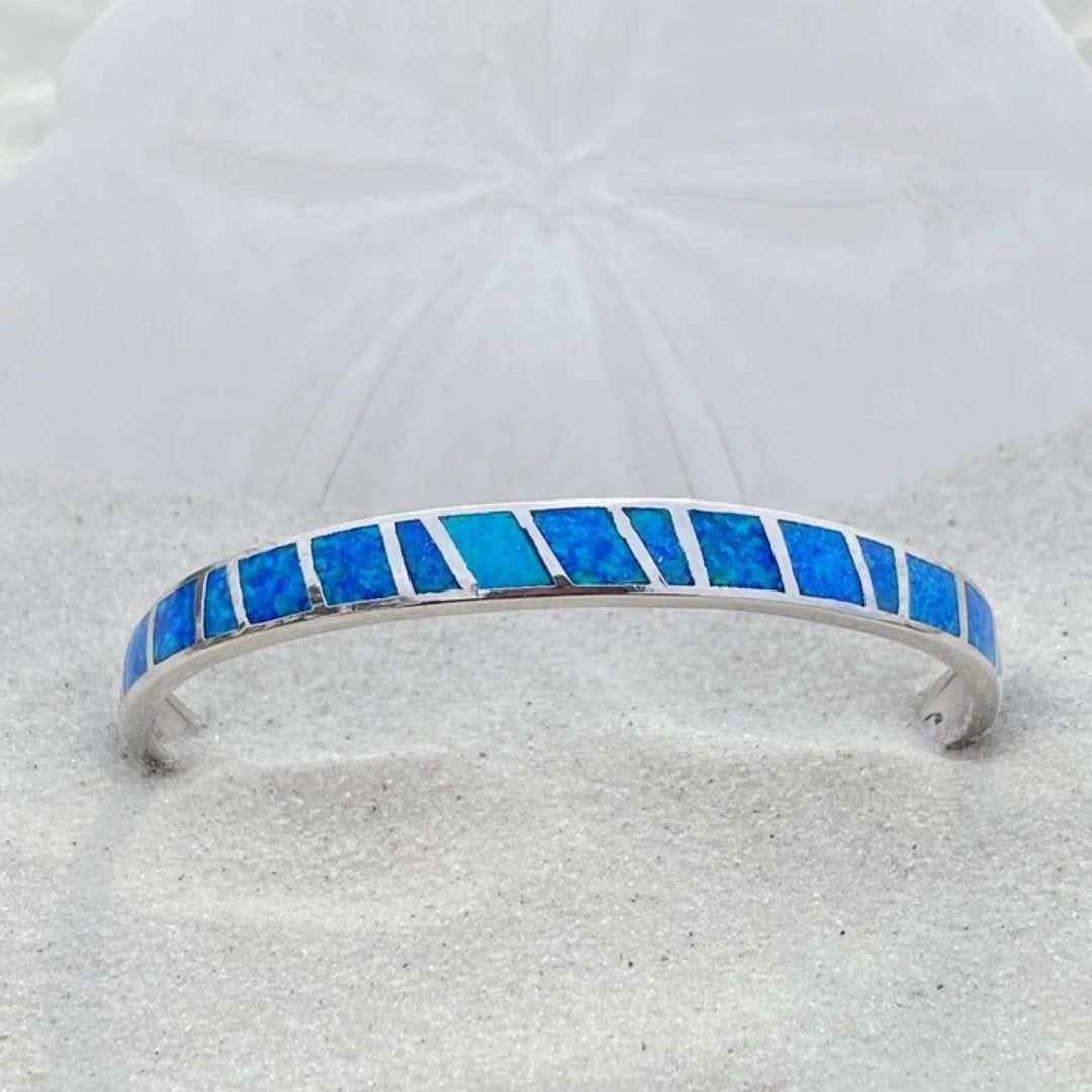 Bracelet en argent élégant avec opale bleue exclusive