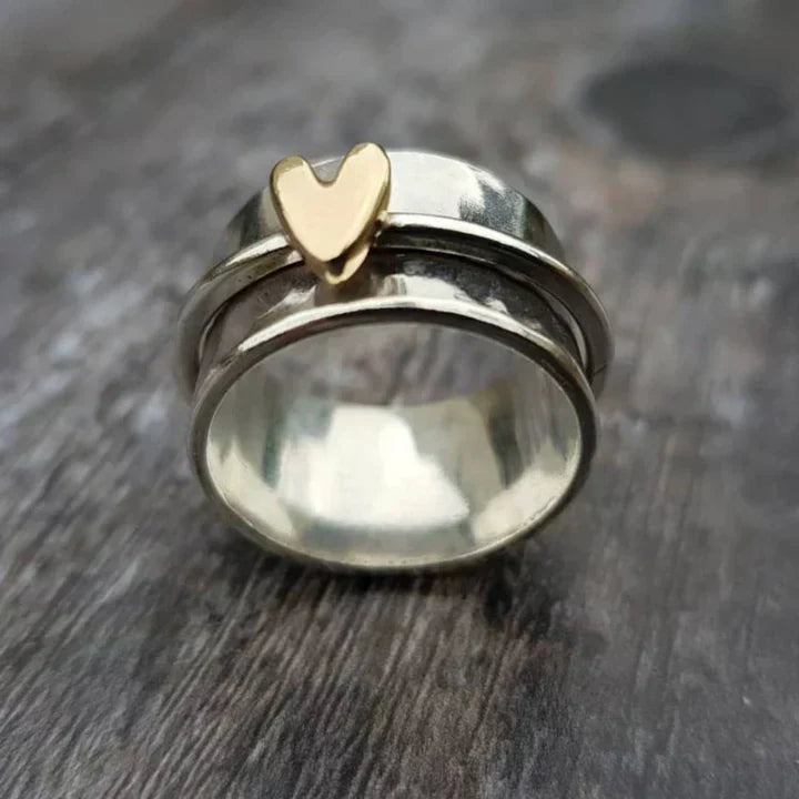 Bague élégante en argent avec motif en forme de cœur - l'accessoire parfait pour exprimer l’amour