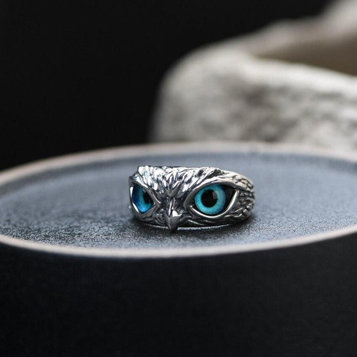 Bague en argent réglable rapidement avec opale et chouette pour un look élégant