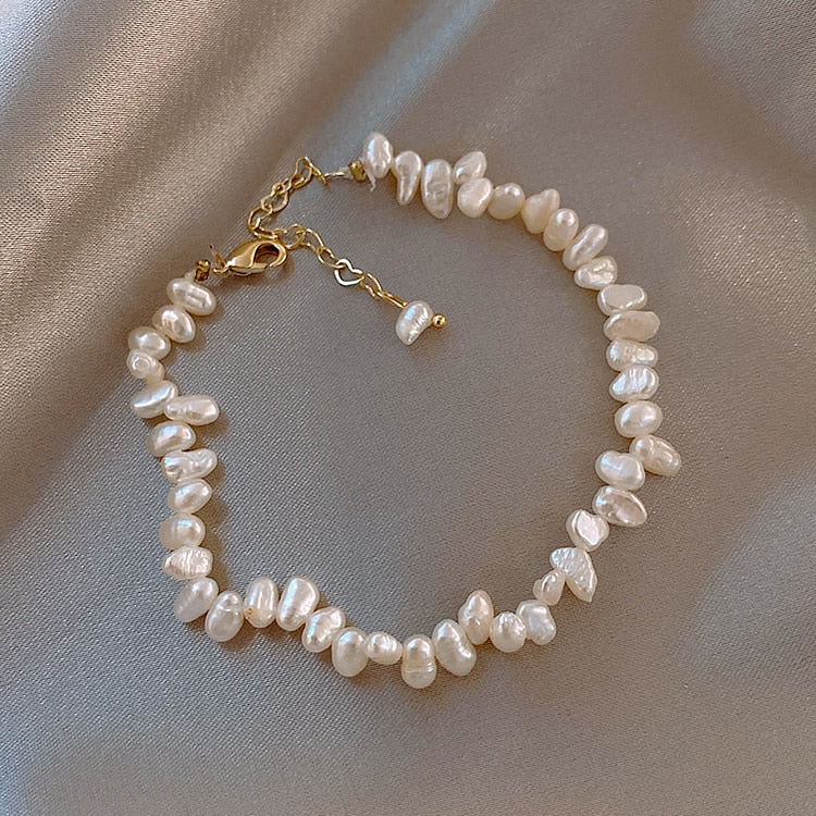 Bracelet en perles Céline : Élégance intemporelle pour toutes les occasions
