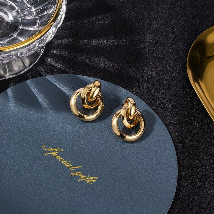 boucles d'oreilles en or exclusives au design luxueux