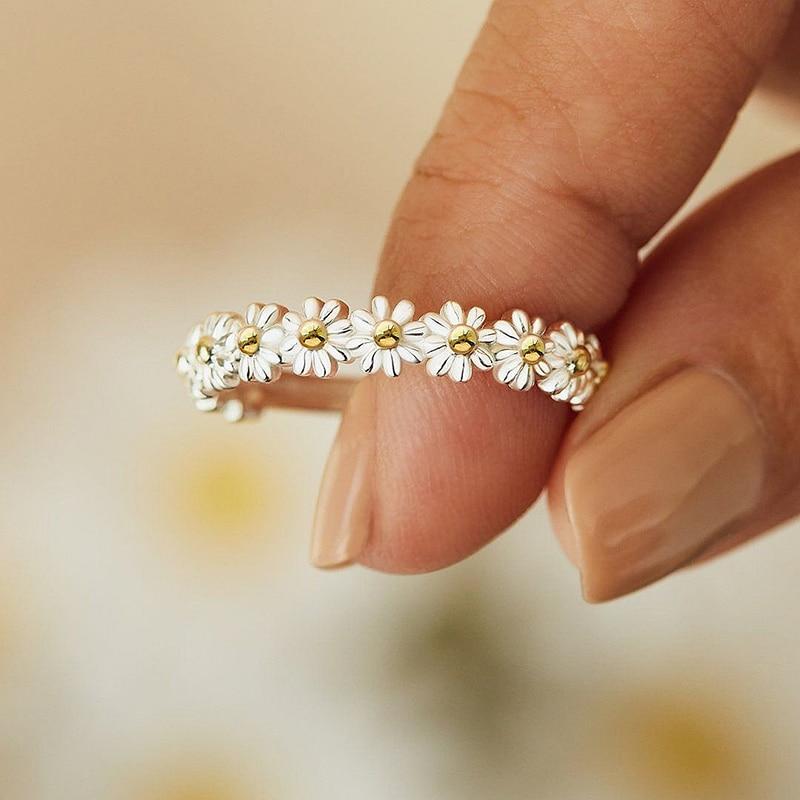 Bague Ajustable en Argent avec Charm Marguerite Élégant