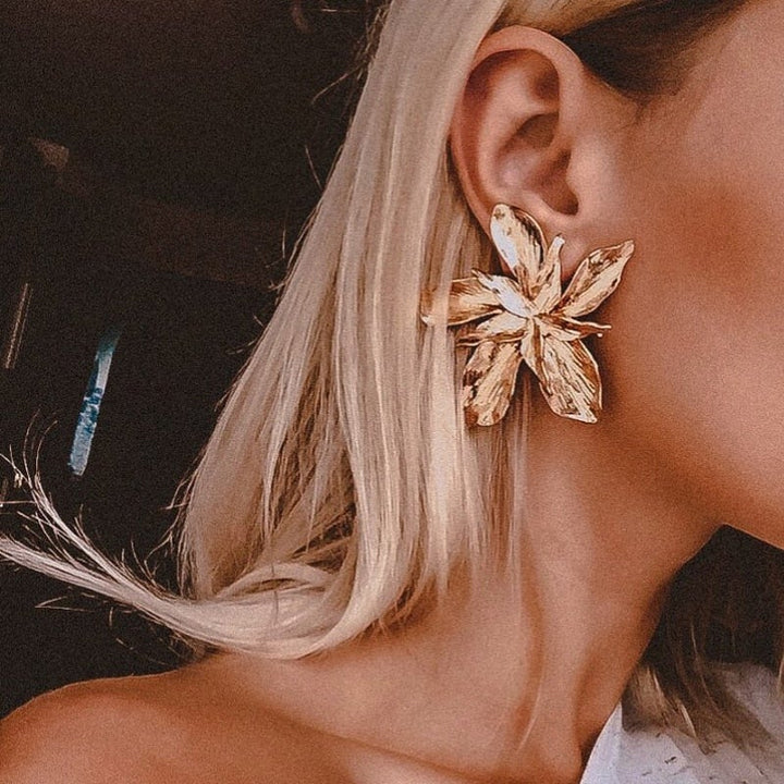 Forme d'Or avec Fleurs Porte-Boucles d'Oreilles Porte-Bonheur