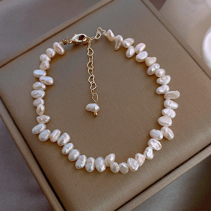 Bracelet en perles Céline : Élégance intemporelle pour toutes les occasions