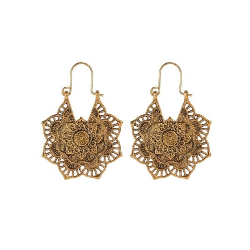 Boucles d'oreilles Mandala Lotus : Élégance et Sophistication