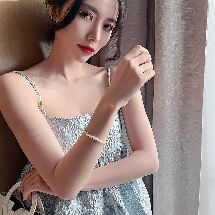 Bracelet élégant en perles Céline - ajoutez du luxe à votre style