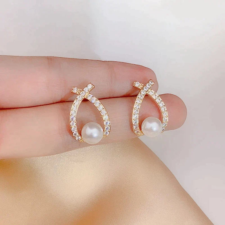 Boucles d'oreilles élégantes ornées de perles et de paillettes pour un look chic et sophistiqué