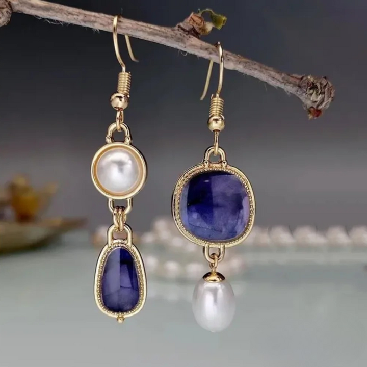 Boucles d'oreilles élégantes et intemporelles en pierre bleue et perle