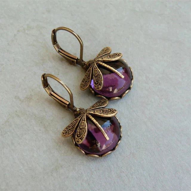 Boucles d'oreilles en or antique avec libellule