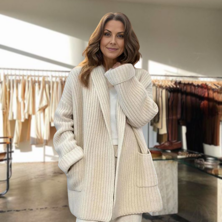 Amelia - Élégant Cardigan Douillet
