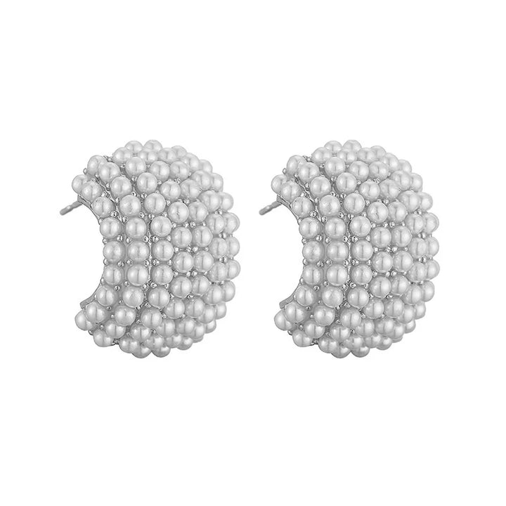 Boucles d'oreilles élégantes classiques en perles pour un look intemporel