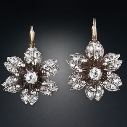 Boucles d'oreilles en cristal vintage avec motif floral élégante