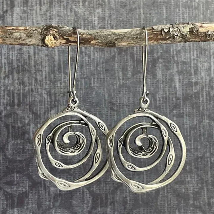 Boucles d'oreilles vintage en argent avec design en labyrinthe