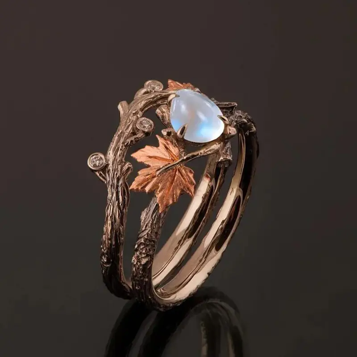 Bague en pierre de lune éclatante avec reflet lunaire