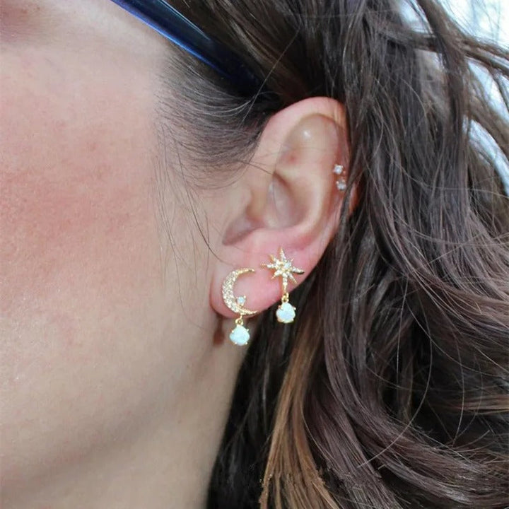 Boucles d'oreilles au design classique en forme d'étoile avec un éclat semblable à la perle