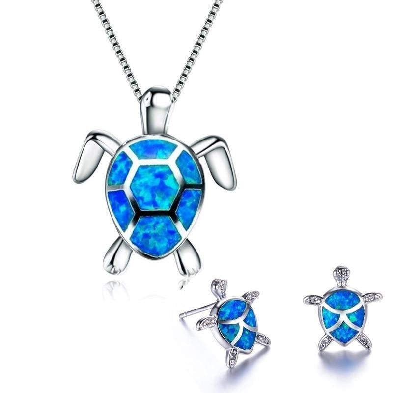 Ensemble Élégant de Collier et Boucles d'Oreilles en Opale Exclusive avec Tortue de Mer en Argent